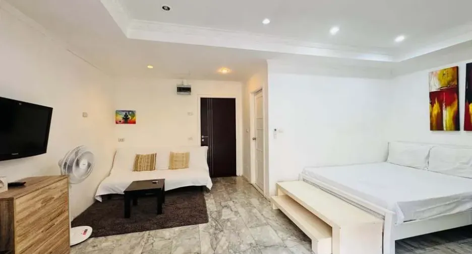 For sale studio condo in Bang Lamung, Chonburi