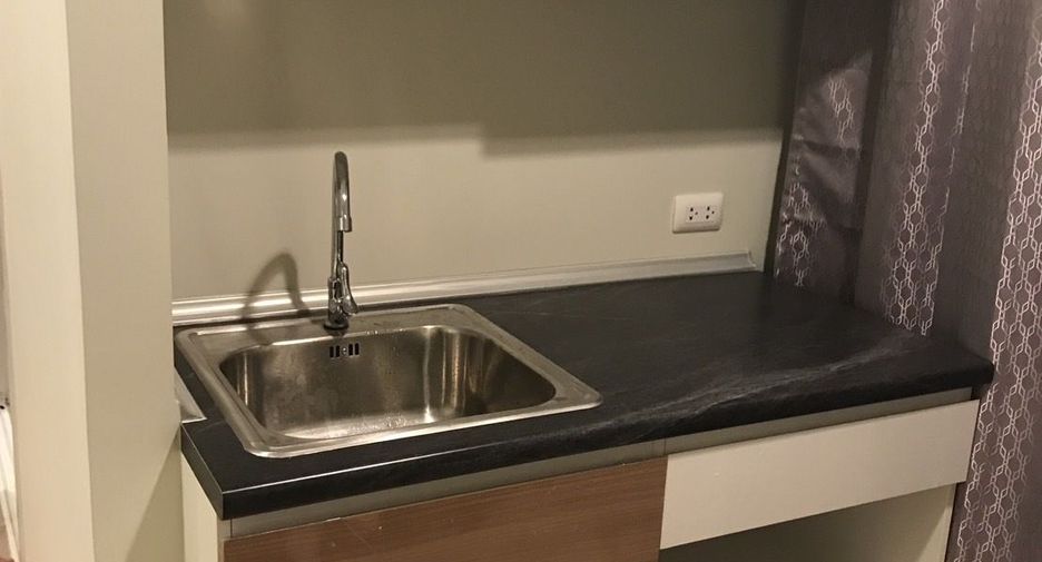 For sale 1 bed condo in Bang Kapi, Bangkok