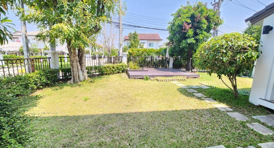 Casa en alquiler de 4 habitaciones en Mueang Chiang Mai, Chiang Mai