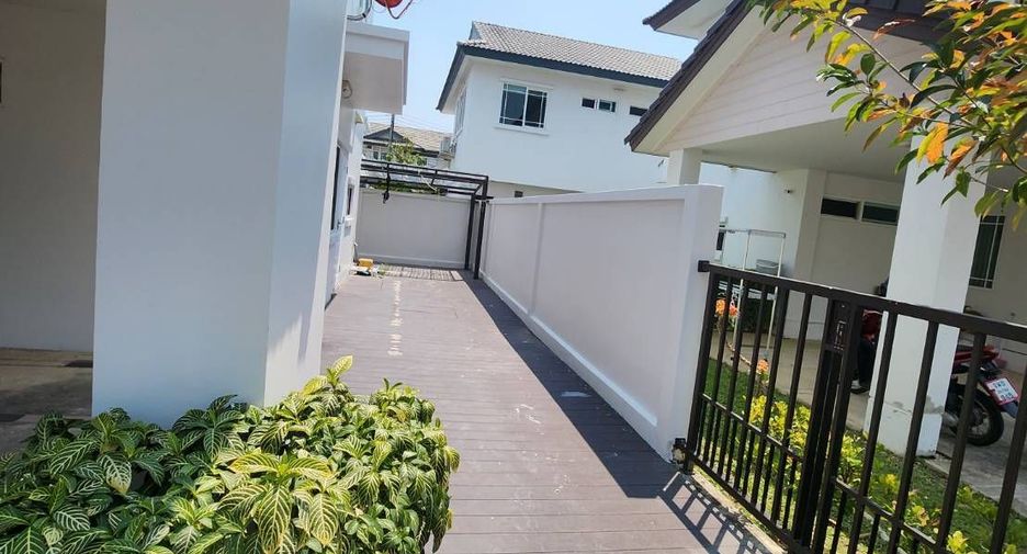 Casa en alquiler de 4 habitaciones en Mueang Chiang Mai, Chiang Mai