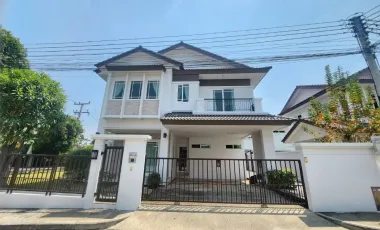 À louer 4 chambres maison à Mueang Chiang Mai, Chiang Mai