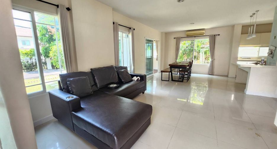 Casa en alquiler de 4 habitaciones en Mueang Chiang Mai, Chiang Mai