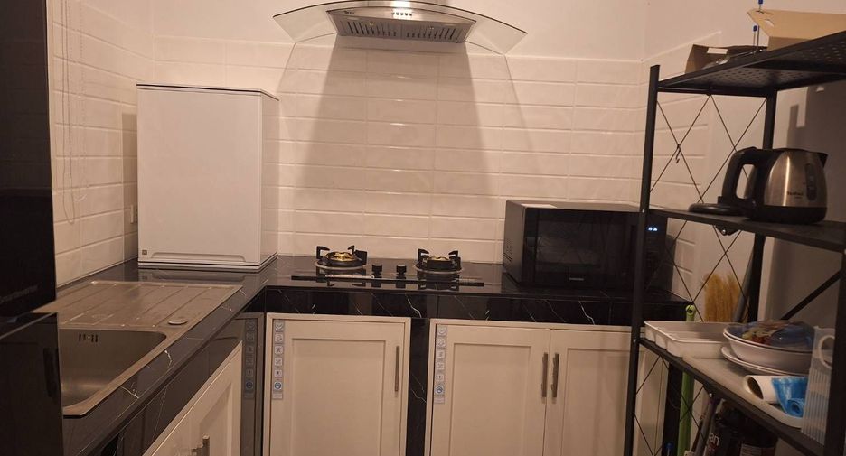 For rent 3 bedrooms townhouse in Mueang Phuket, Phuket