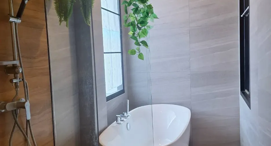 For rent 3 bedrooms townhouse in Mueang Phuket, Phuket