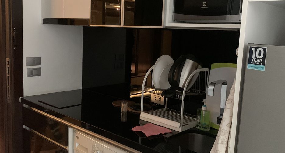For rent 1 bed condo in Bang Lamung, Chonburi