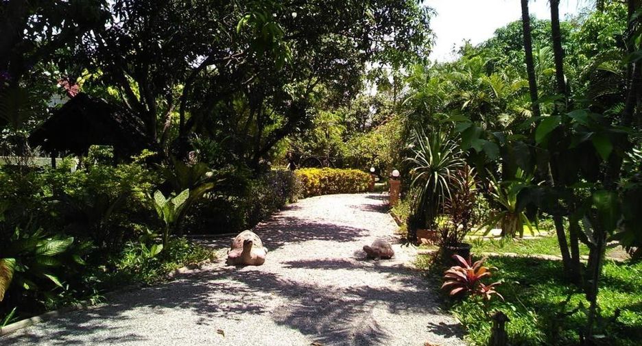 For sale 8 bedrooms house in Cha Am, Phetchaburi
