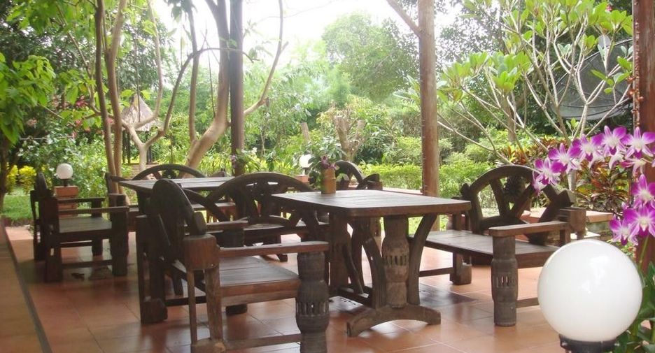 For sale 8 bedrooms house in Cha Am, Phetchaburi