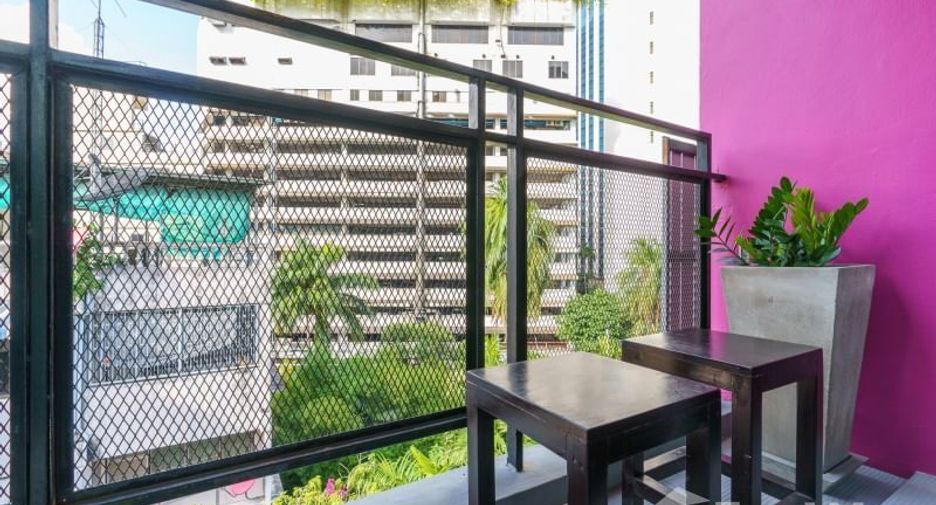 For sale 16 bedrooms hotel in Khlong Toei, Bangkok