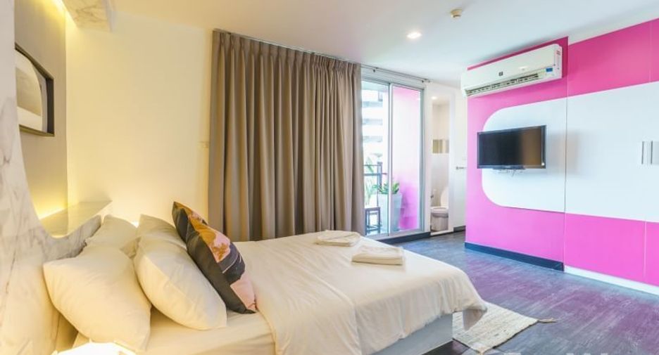For sale 16 bedrooms hotel in Khlong Toei, Bangkok