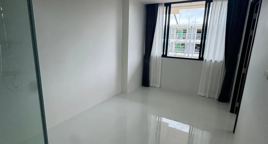 For sale 1 bed condo in Mueang Phuket, Phuket