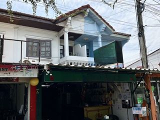 出售 2 卧室 联排别墅 在 华欣, 班武里府