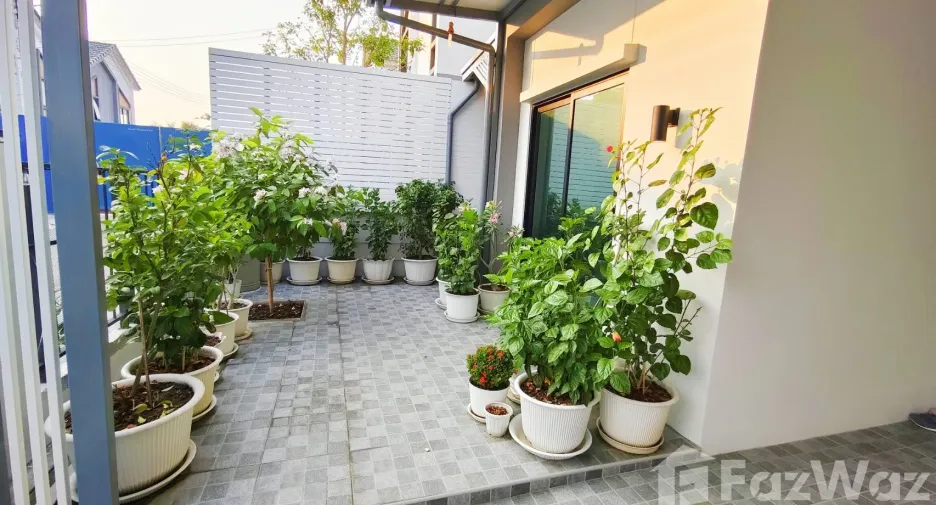 Продажа 4 спальни дом в Mueang Pathum Thani, Патумтани