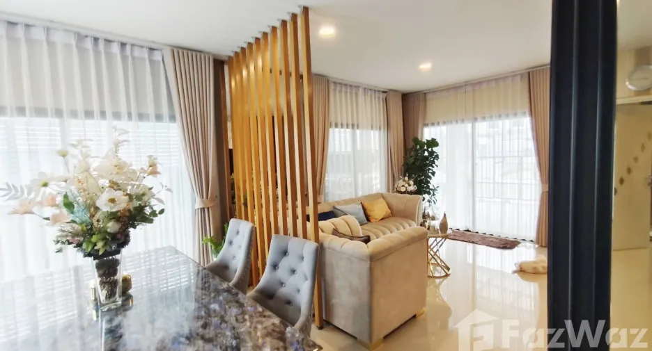 Продажа 4 спальни дом в Mueang Pathum Thani, Патумтани