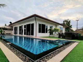 For Rent 3 Bedroom Villa In Bang Lamung, Chonburi