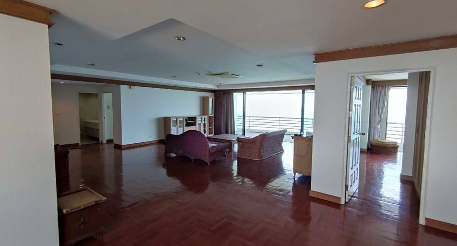 For rent 4 ベッドルーム condo in Bang Lamung, Chonburi