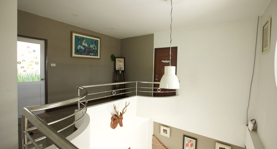 For rent 6 bedrooms villa in Hua Hin, Prachuap Khiri Khan