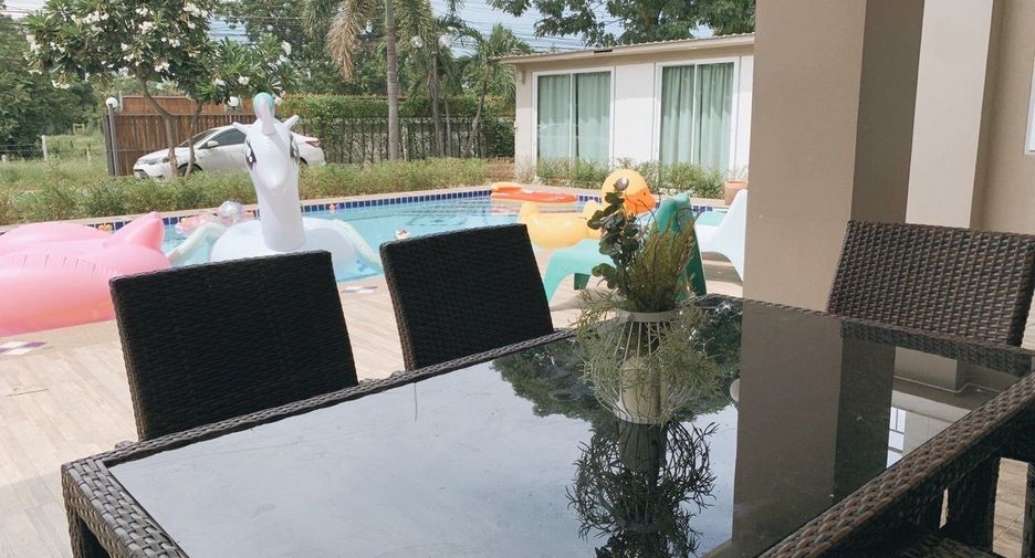 For rent 6 bedrooms villa in Hua Hin, Prachuap Khiri Khan