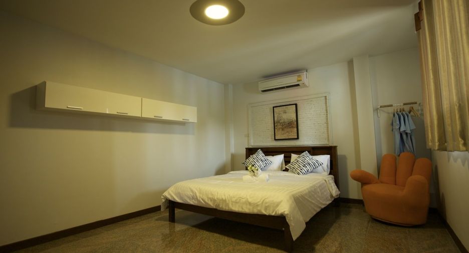 For rent 6 bedrooms villa in Hua Hin, Prachuap Khiri Khan