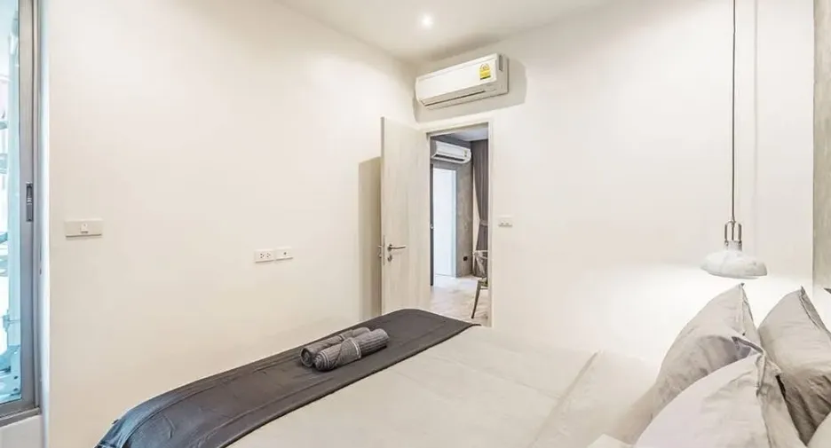 For rent and for sale 2 bedrooms condo in Ratchathewi, Bangkok