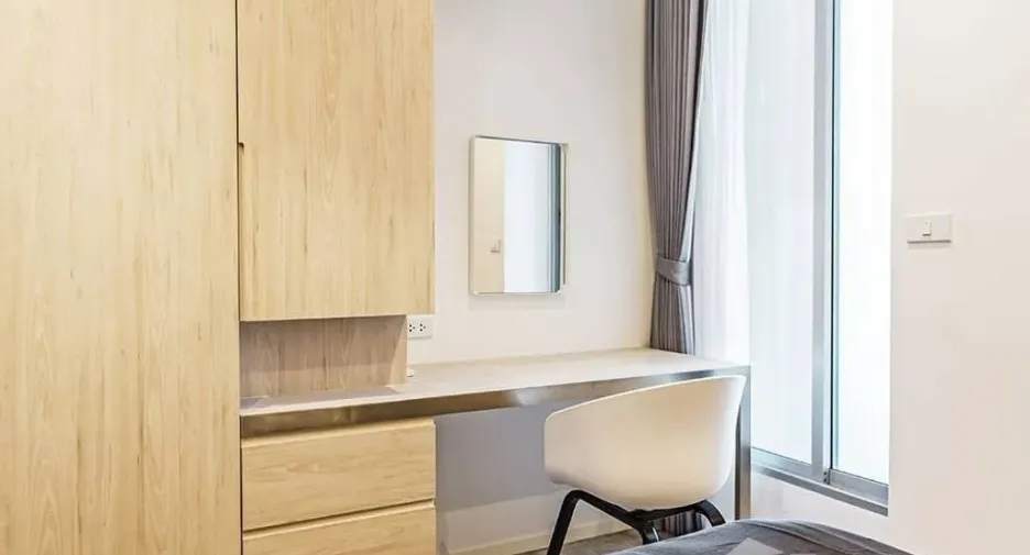 For rent and for sale 2 bedrooms condo in Ratchathewi, Bangkok