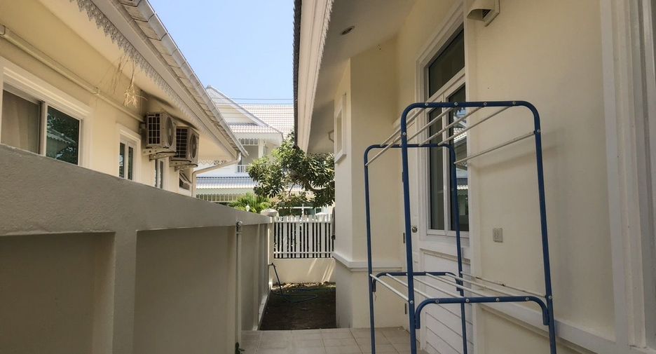 For sale and for rent 4 bedrooms house in Cha Am, Phetchaburi