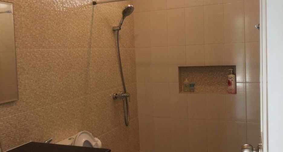 For sale and for rent 4 bedrooms house in Cha Am, Phetchaburi