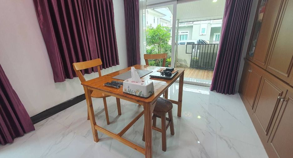 For sale 3 bedrooms house in Ban Pho, Chachoengsao