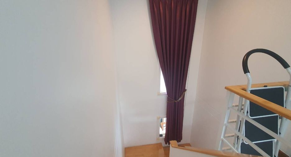 For sale 3 bedrooms house in Ban Pho, Chachoengsao
