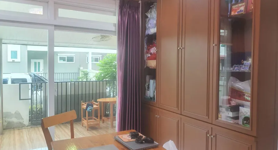 For sale 3 bedrooms house in Ban Pho, Chachoengsao