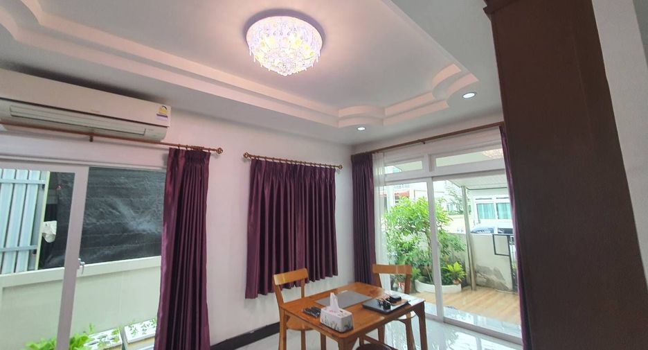 For sale 3 bedrooms house in Ban Pho, Chachoengsao