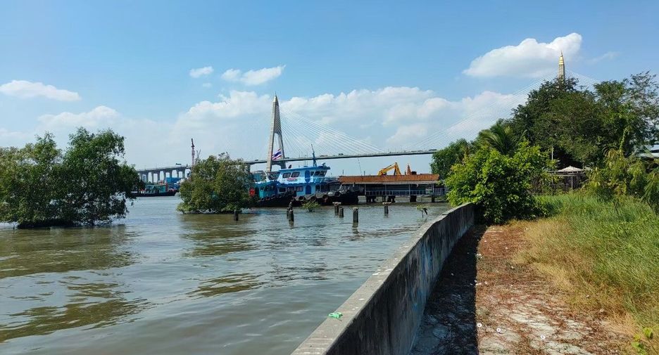 À vendre terrain à Phra Pradaeng, Samut Prakan