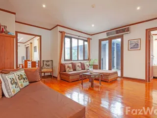 À vendre et à louer 5 chambres villa à Bang Lamung, Chonburi