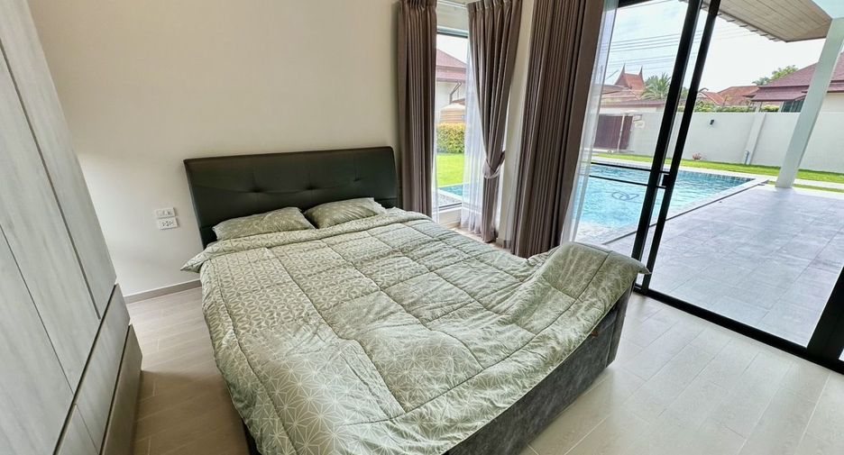 For sale 3 bedrooms villa in Hua Hin, Prachuap Khiri Khan