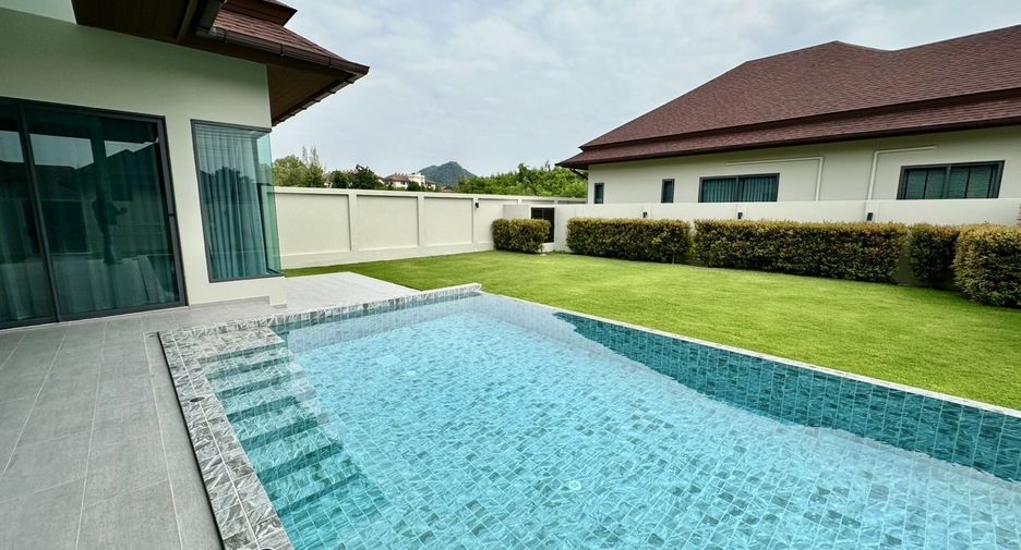For sale 3 bedrooms villa in Hua Hin, Prachuap Khiri Khan