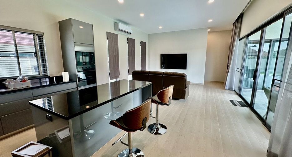 For sale 3 bedrooms villa in Hua Hin, Prachuap Khiri Khan