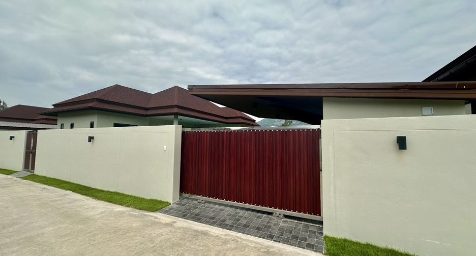 For sale 3 bedrooms villa in Hua Hin, Prachuap Khiri Khan