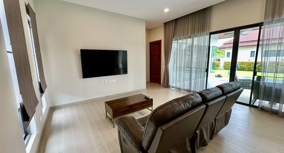 For sale 3 bedrooms villa in Hua Hin, Prachuap Khiri Khan