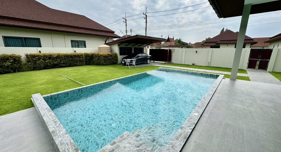 For sale 3 bedrooms villa in Hua Hin, Prachuap Khiri Khan