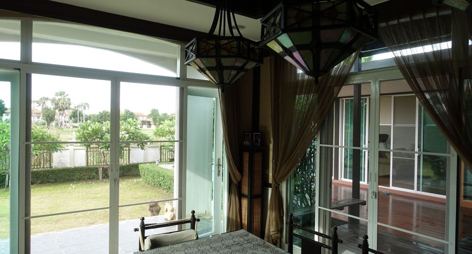 Haus zum Kauf mit 4 Zimmer in Lam Luk Ka, Pathum Thani