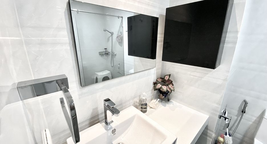 For sale 2 bedrooms condo in Cha Am, Phetchaburi