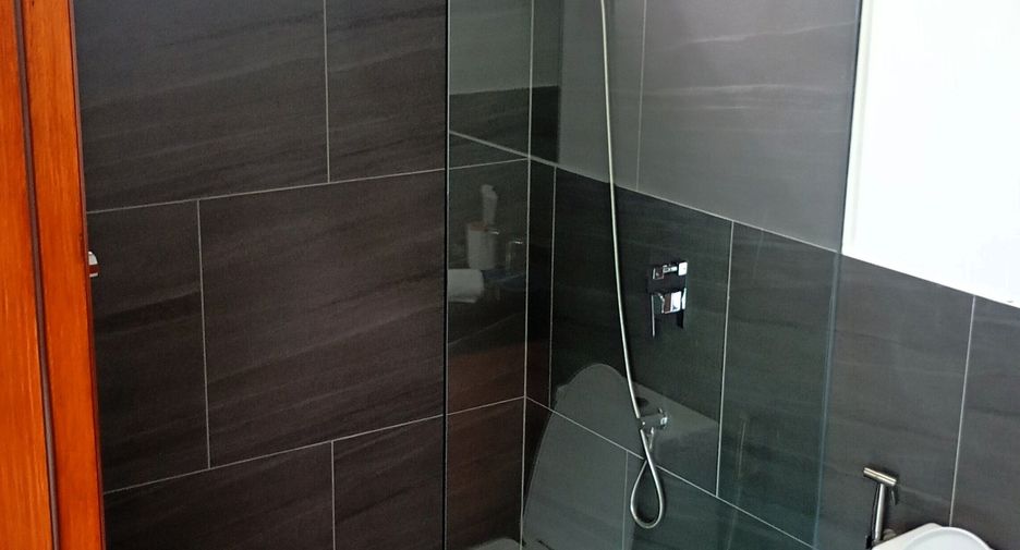 Villa en alquiler de 4 habitaciones en Mueang Phuket, Phuket