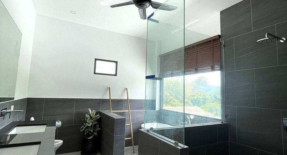 Villa en alquiler de 4 habitaciones en Mueang Phuket, Phuket