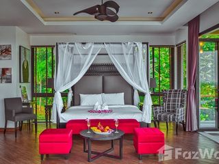Villa en alquiler de 6 habitaciones en Thalang, Phuket