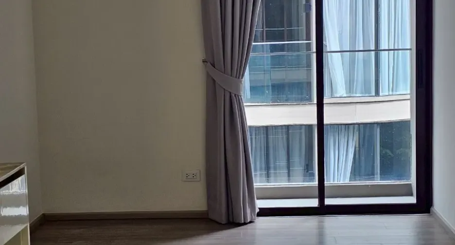 For sale 1 bed condo in Khlong Toei, Bangkok