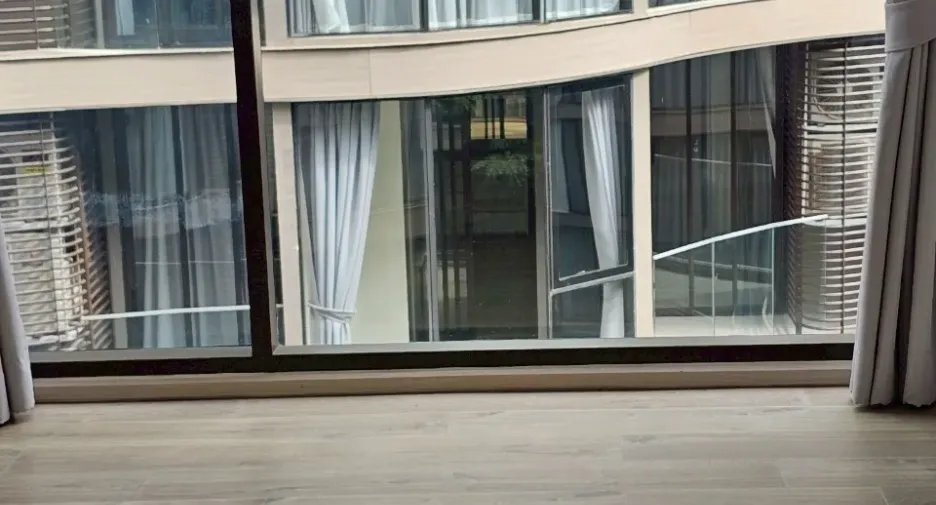 For sale 1 bed condo in Khlong Toei, Bangkok
