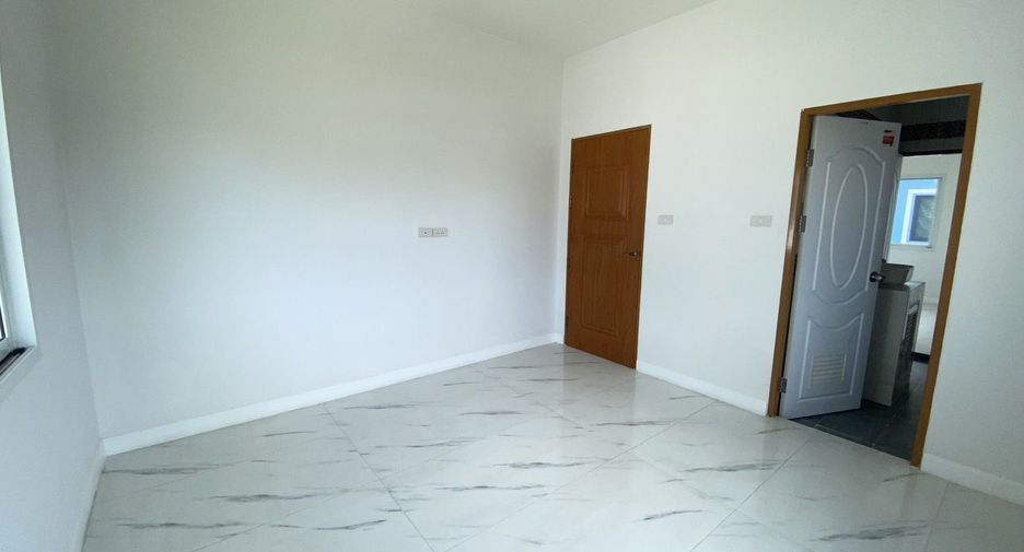For sale 4 bedrooms house in San Sai, Chiang Mai