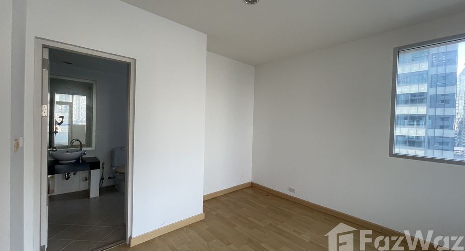 For sale 2 bedrooms condo in Sathon, Bangkok