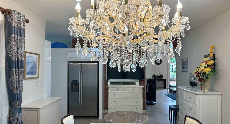 Haus zum Kauf mit 3 Zimmer in Sattahip, Chonburi