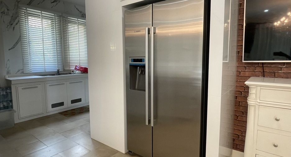 Haus zum Kauf mit 3 Zimmer in Sattahip, Chonburi