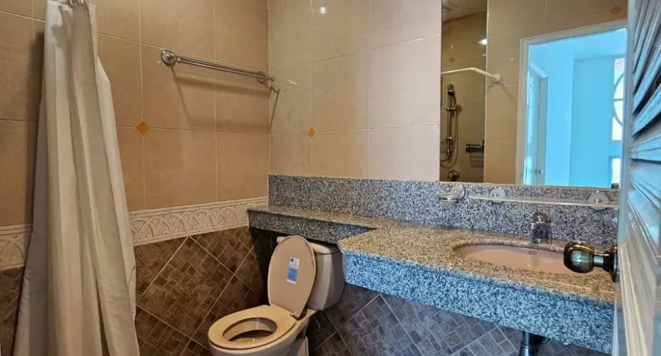 For sale and for rent 3 bedrooms house in Bang Lamung, Chonburi